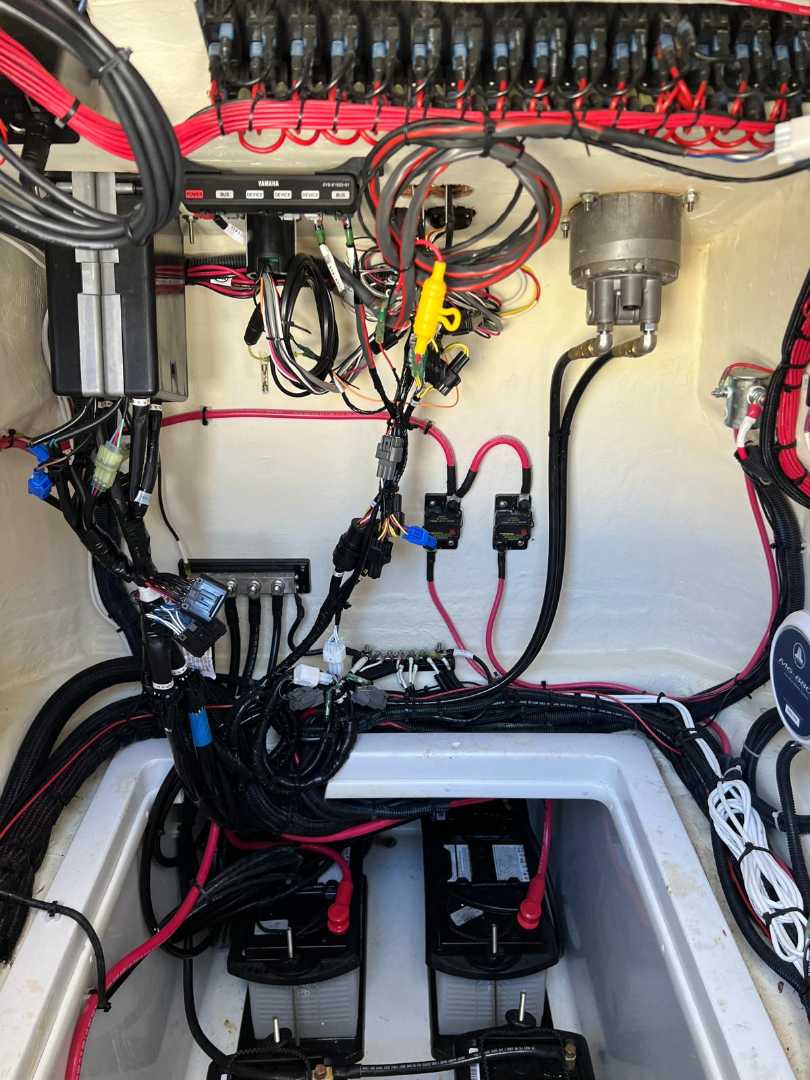 2005 Contender 31 Cuddy – Swell Chaser